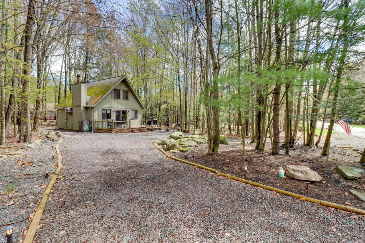 Poconos Vacation Rental 6 Mi To Lake Wallenpaupack Lake Ariel Exterior photo